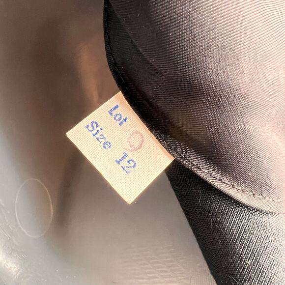 Vintage 60s Size Medium Black Velvet Sheath Dress Eyelet Half Sleeves Party - Picture 8 of 8